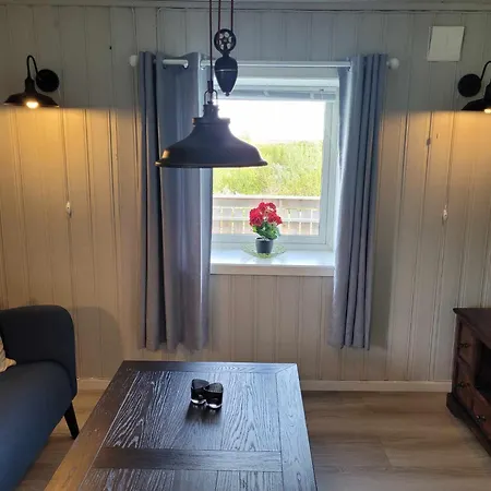 Spacious Oceanfront House In The Heart Of Lofoten