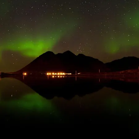 Spacious Oceanfront House In The Heart Of Lofoten Holiday home *