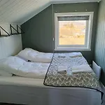 Spacious Oceanfront House In The Heart Of Lofoten Nyaraló *