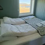 Spacious Oceanfront House In The Heart Of Lofoten Nyaraló *