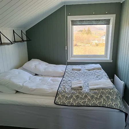 Spacious Oceanfront House In The Heart Of Lofoten Semesterbostad *