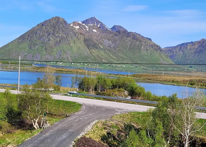Spacious Oceanfront House In The Heart Of Lofoten *